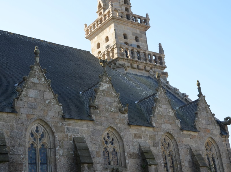 Eglise Saint Pierre à Maël-Carhaix